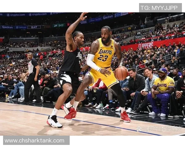 湖人对快船精彩对决直播全程回顾与赛后分析尽在这里